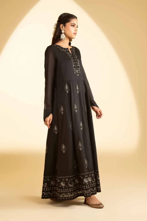 Black-Lawn - Image 3
