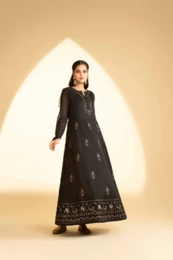 Black-Lawn