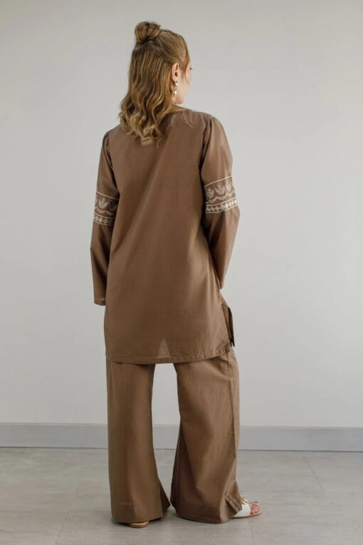 Chocolate Brow-Lawn - Image 5